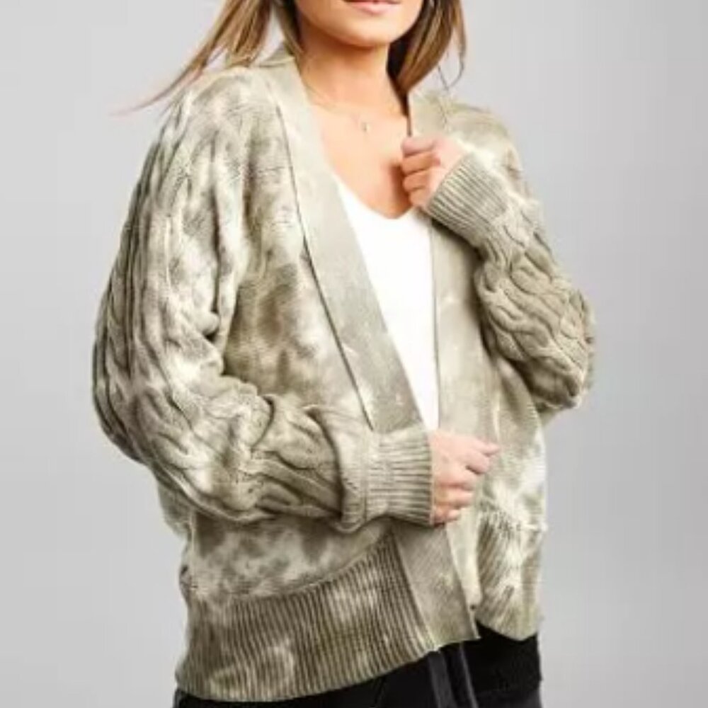 GILDED INTENT SIZE SMALL GREEN AND CREAM TIE-DYE OPEN FRONT CARDIGAN SWEATER